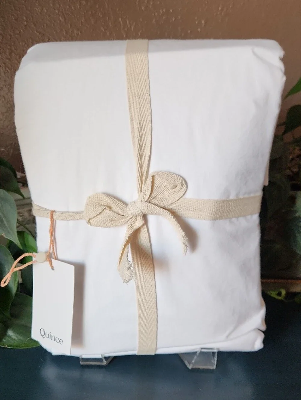 Quince Queen Organic Brushed Cotton Sheet Set - White, New Open Box